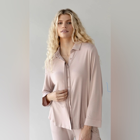 Cozy Earth Pajama Top Long Sleeve Bamboo Viscose Blush Pink Size Medium - Picture 1 of 14